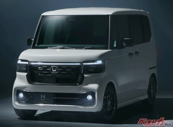 N-BOXカスタム特別仕様車「ブラックスタイル」