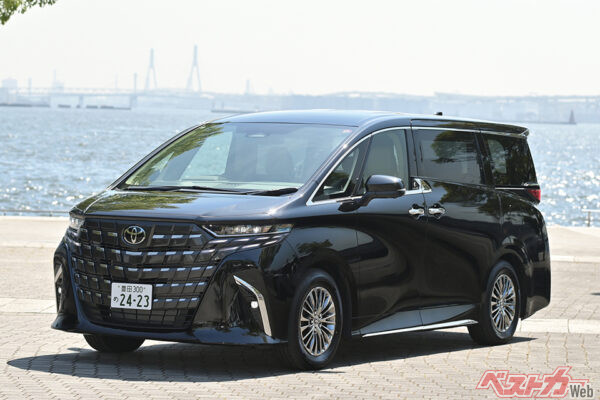 トヨタ アルファード(価格帯:510万~1065万円)
