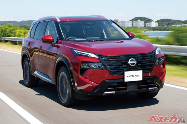 日産 エクストレイル(価格帯:384万3400~596万2000円)