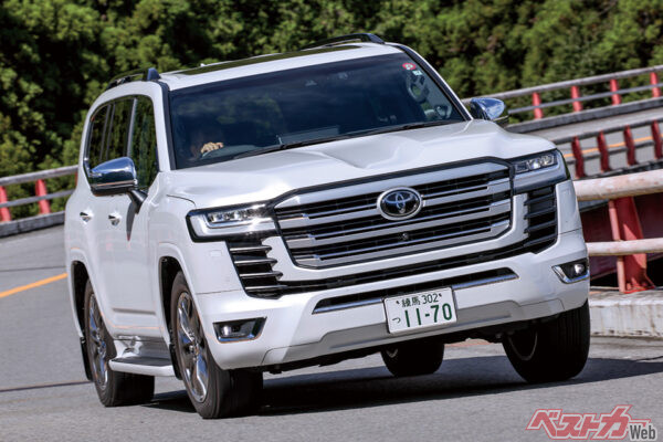 トヨタ ランドクルーザー300（価格帯：525万2500～783万6400円（ガソリン車））
