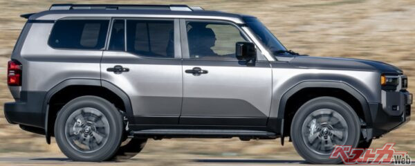 既存のエンジンおよび8速ATをベースに、電動モーター、ジェネレーター、リチウムイオンバッテリー、DC-DCコンバーターを追加する構成としており、大がかりな再設計を必要としない点が特徴