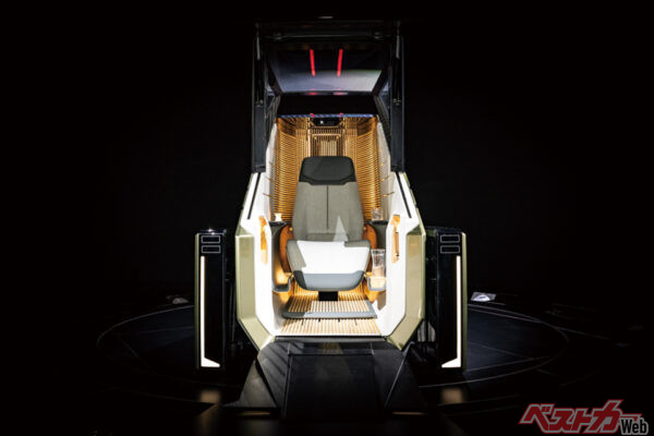 レクサス LS マイクロコンセプト。完全自動運転でラグジュアリーな移動を実現する3輪マイクロモビリティ