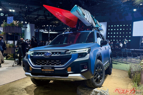 スバル フォレスター ウィルダネス。日本の右ハンドル車をベースとするため、北米市場の量産最終仕様とは細部が異なる