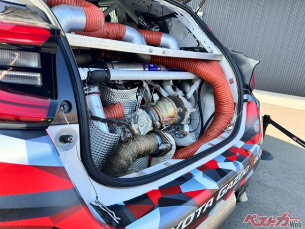 通常のGRヤリスとは異なりリアにエンジンを搭載しているGRヤリスMコンセプト