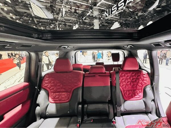 そのサイズを活かした2列目と3列目