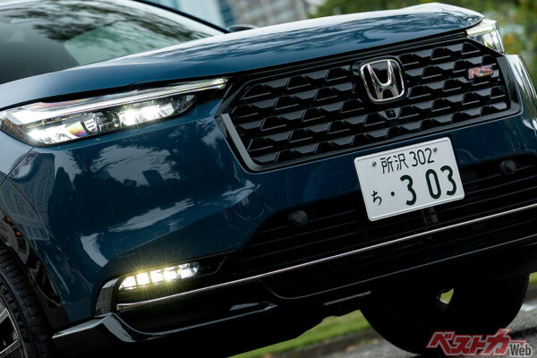 低重心は正義！　待望のヴェゼルRSは都市部での走りにも効くローダウン!!　