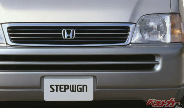 初代のロゴ再現って涙モノすぎ!!　ステップワゴン特別仕様車が激アツなデキ