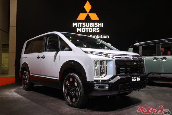 ついに4輪制御技術のS-AWCを採用したデリカD:5。オフを走れるミニバンは進化を止めない