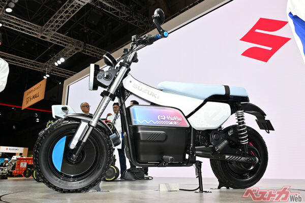 e-VanVanは、オールドファンには懐かしいバンバンのEVバージョン。ファットタイヤがいい味を出す