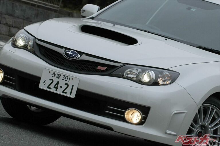 2026年はこれに乗れ!! クルマ好きがホレる200万円切りの中古車5選!!