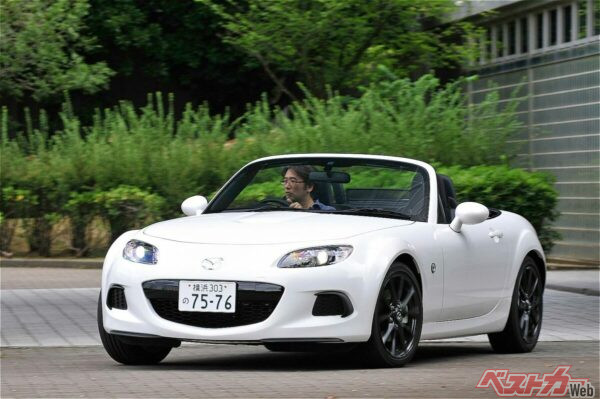 マツダ NC型ロードスター。愛くるしい顔付きは3代目の個性