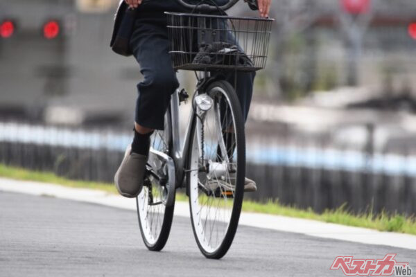 逆走はお互いが近づく速度が速くなるので非常に危険です