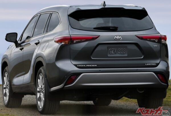 ハイランダー。北米ではファミリーカーとしてSUVを選ぶユーザーが多い