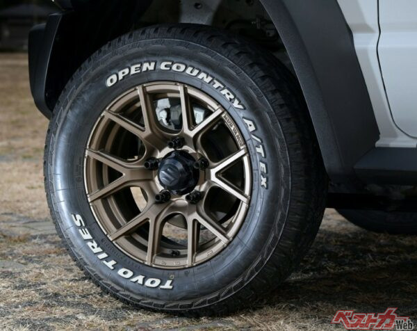 ジムニーノマドの「MUD VANCE（マッドヴァンス）SD」装着例