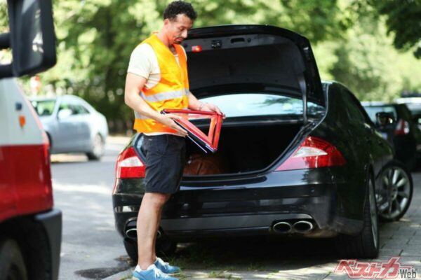 重要な装備品であり、価格自体もそれほど高いものではないのだが……（Peter Atkins@Adobestock）