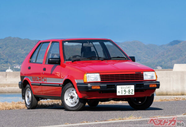 とてつもなくピカピカに仕上がったマーチ。学生の汗と涙が染み込んでいるはず。全貌は東京オートサロンで!!