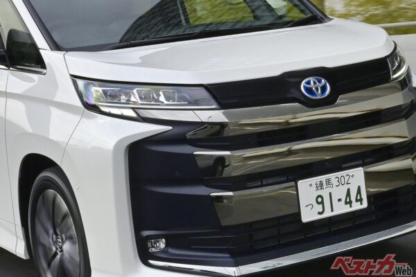 払った分取り戻すには年間2万キロを3年間!?　とりまノアで比べてみた！　HVと純ガソリン車「トータルコスト」はどっちが安い!?