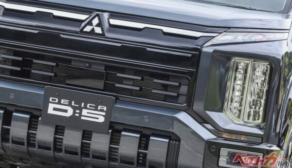 ピアノブラックやめたの英断すぎ!!　新型デリカD:5内装の進化が納得すぎた