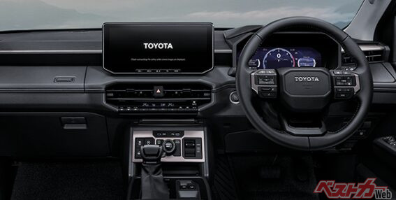 これがあのハイラックスですよ!! すっかり高級車の質感に