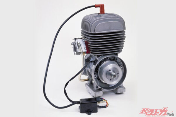 ジュニアおよび初心者向けにヤマハが販売するエンジン「KT100J」