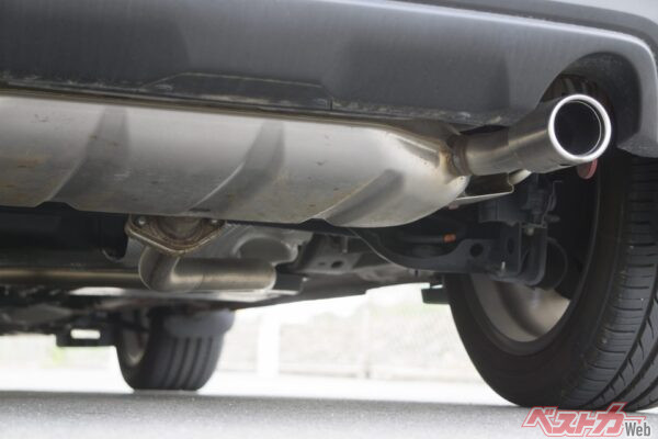 「ちょっとだけなら……」と、思わずやってしまいがちだが、ちょっとだけでも違反だ(xiaosan@AdobeStock)