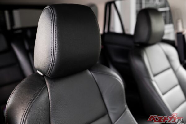 ヘッドレスト未装着は実は重大な違反（structuresxx＠AdobeStock）