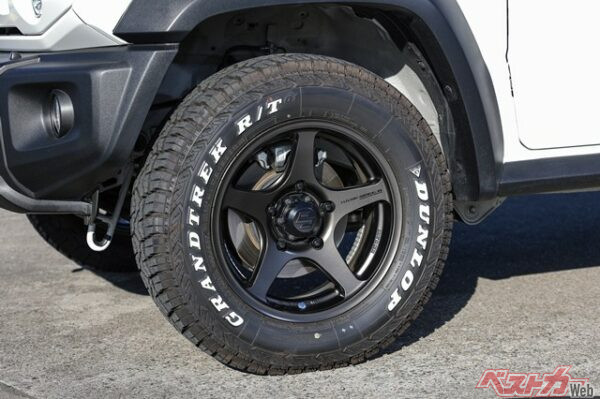 シンプルな5本スポークが硬派なかっこよさを演出するハセスペックII