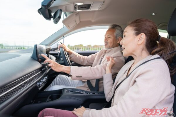 当時はスゴかった!!　けど今や機能古すぎる？　マルチナビの功罪