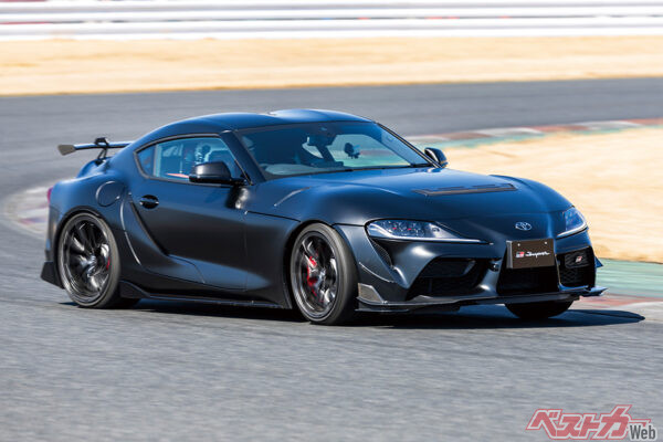 グローバル300台、国内150台の限定販売。価格は1500万円だが即完売