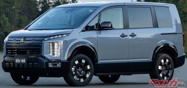 フロントグリルや前後バンパーのデザインを変更、新設計の18インチホイールも採用した