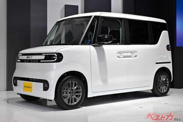 ジャパンモビリティショー2025に出展されたBYD ラッコ