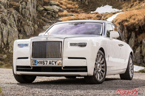 ファントムは、ロングホイールベースだと7007万円でございます