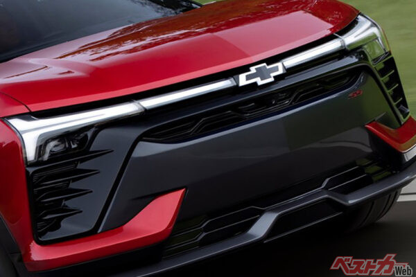 新時代への大きな決断!!　米GMが「Apple CarPlay」と「Android Auto」を廃止