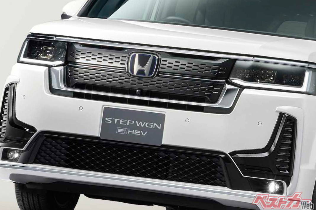 アクセスからステップワゴン スパーダ用バンパーワイドガーニッシュが