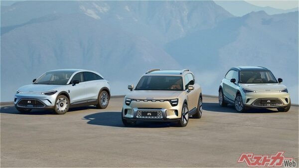 スマートの現行ラインナップ。左から#3、＃5、#1