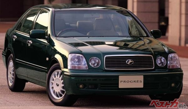 二兎を追って、どっちも逃した…「どっちつかず」なクルマ列伝