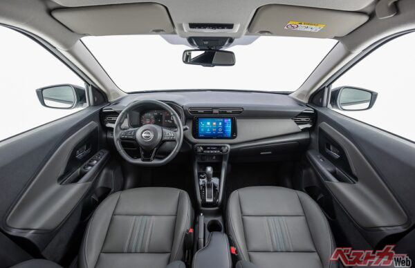 従来型キックスと比べると、カイトは細部のデザインが大きく向上しており、価格以上の高級感を感じさせるインテリアに仕上がっている