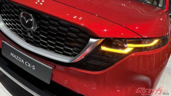 新型CX-5物理ボタンほぼナシ!!　今まで頑なにボタンにこだわってたのになんで!?!?!?
