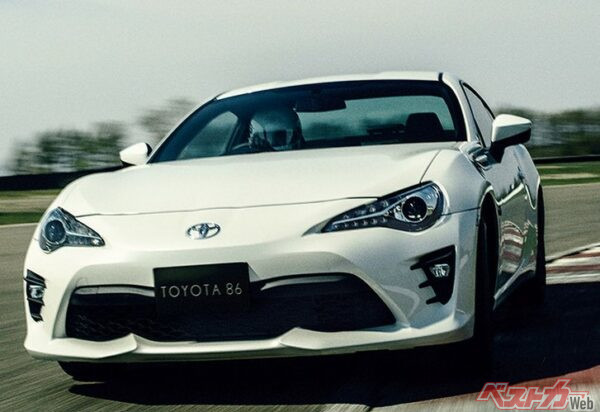 後期型は2016年8月〜2021年10月までのモデル