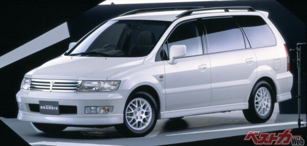 3代目にがグランディスの名も冠された