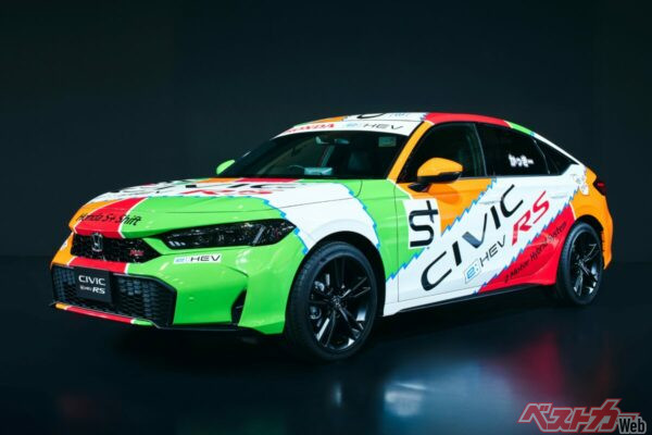 Honda S+ Shiftを搭載したシビック e:HEV RS Prototype。ジャックス風カラーシビックに在りし日のJTCファンも感動