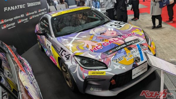 HC GALLERYブースは東ホールの西側、スズキブースのすこし手前。ド派手な86が目印です