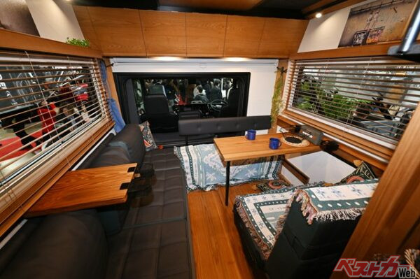 これが本当にキャンピングカー!?　と驚くほどの豪華さ