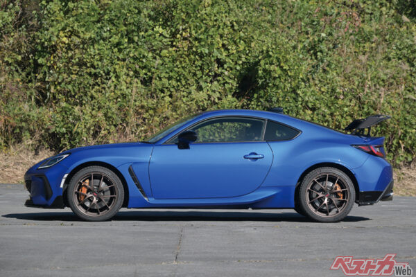 走ることに特化した仕様のタイプRA。これまでWRXのみに設定されており、BRZとしては初