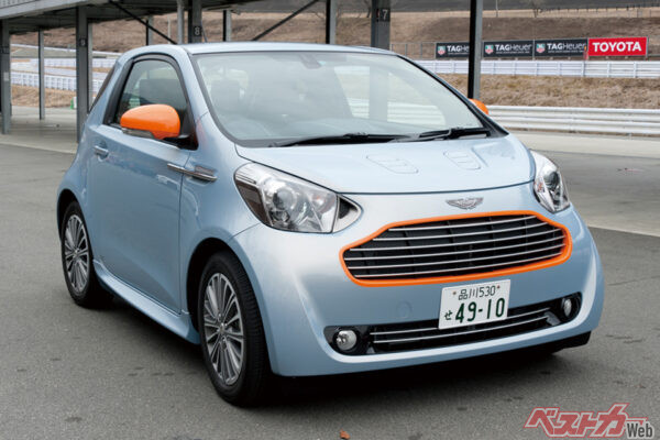 アストンマーティン シグネット。顔はiQと大きく違うが、全体のフォルムに面影がある