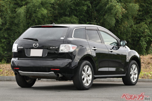 見ようによっては、ちとハッチバックっぽい？