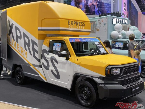 移動販売や配送、作業車など、多様な用途を想定したハイラックス チャンプ（写真はバンコク国際モーターショー2025に出展されていたハイラックス チャンプ。筆者撮影）