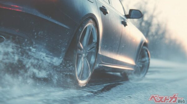 ブレーキ時に伝わる振動や作動音は、ABSが正しく制御しているサイン(PHOTO:Adobe Stock_Sergey)