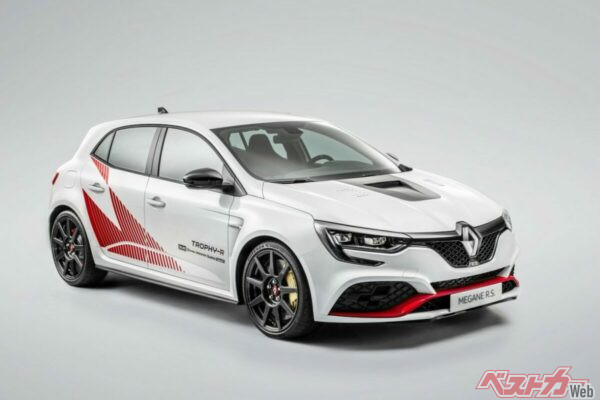 シビックとFF車ニュル最速の座を争っていたルノー メガーヌ R.S. トロフィーR