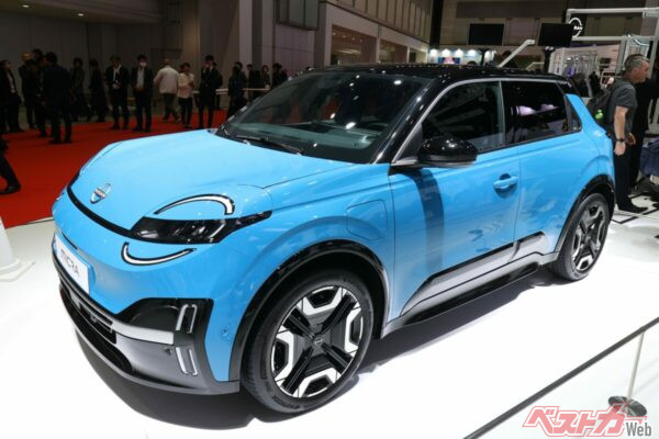 ジャパンモビリティショー2025に展示されたマイクラ。海外市場には魅力的なモデルが多い日産。攻めのモデル戦略と、現実的なモデル戦略どちらも大切になる